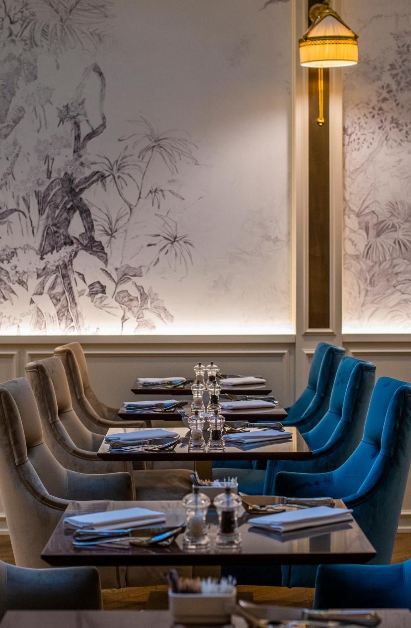Golden Tower Hotel & Spa Florence Luaran gambar Interior of the restaurant
