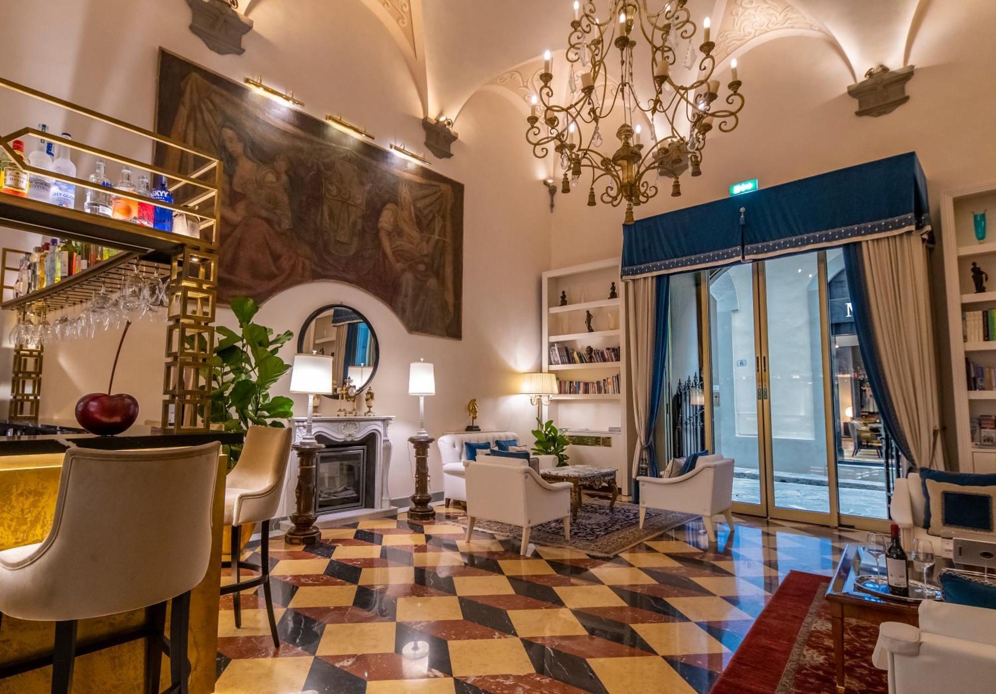 Golden Tower Hotel & Spa Florence Luaran gambar The hotel's bar